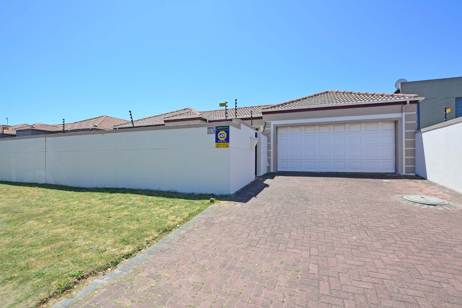 4 Bedroom Property for Sale in Parklands Western Cape